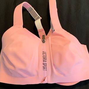 Victoria Sport by VS Sports Bra 34DDD